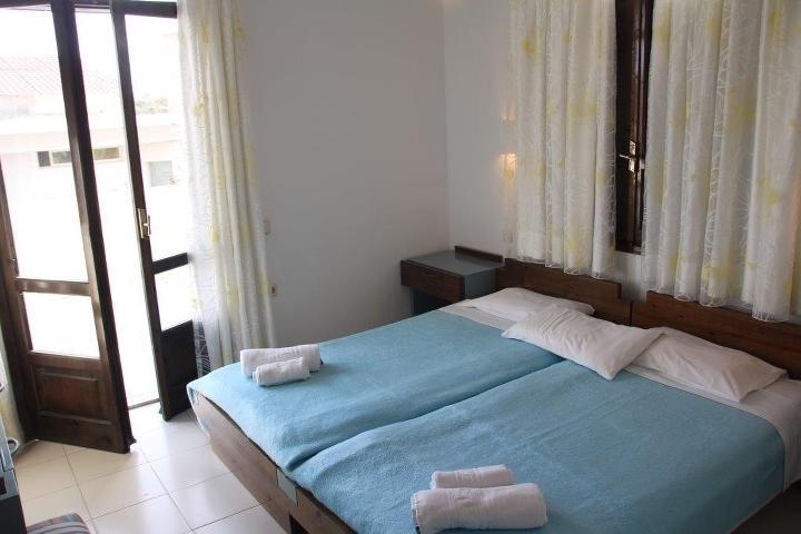 Skala Apartments Agia Marina  Ngoại thất bức ảnh
